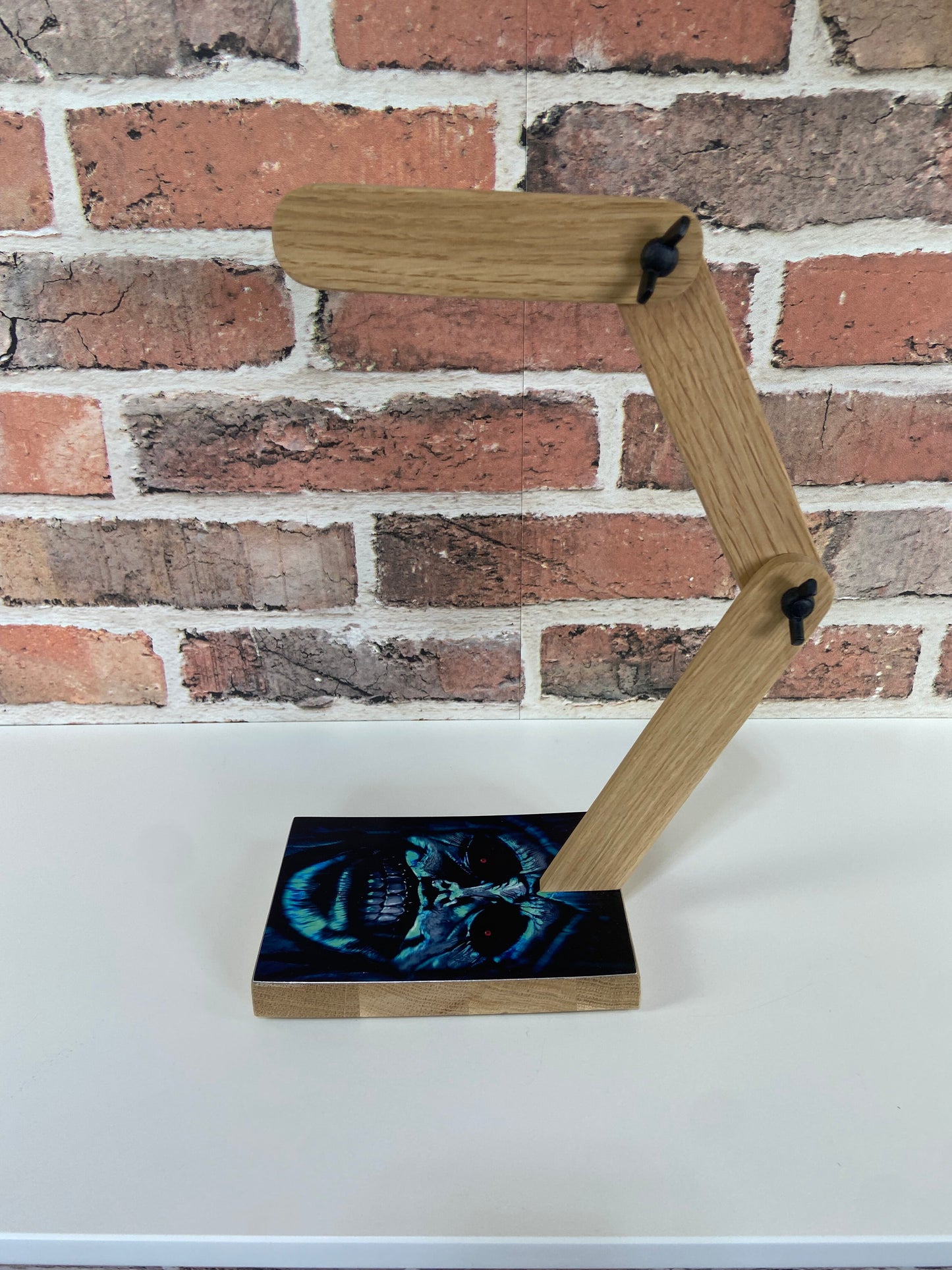 Support pour Casque Audio "Statue of God" (Solo Leveling)